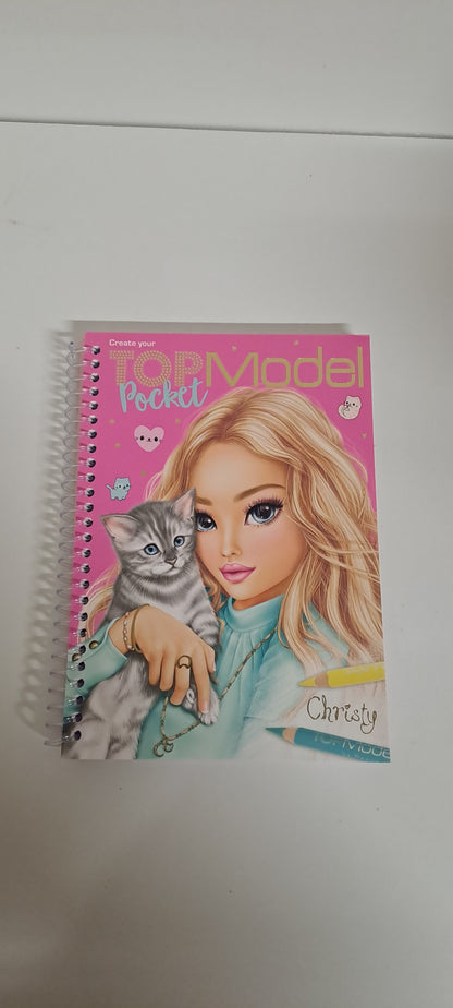 Topmodel pocket
